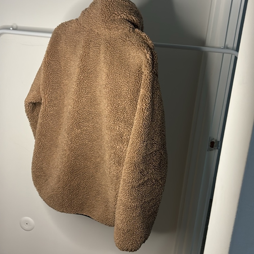 A&F Sherpa Jacket With Long Pocket-A&F- Size Small - image 6